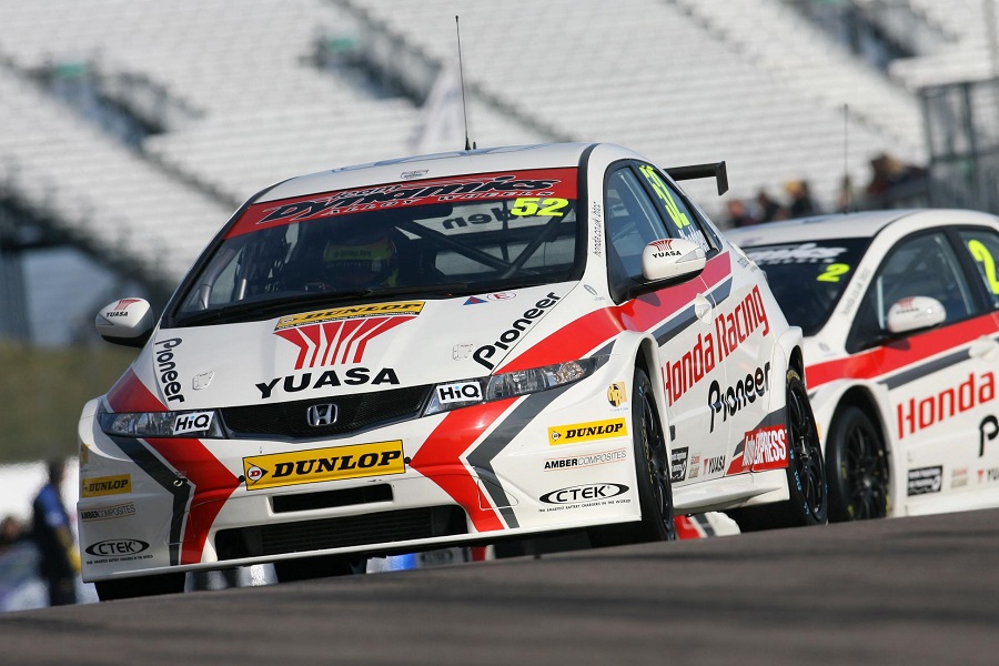 A BTCC-spec Honda Civic Type R FN2