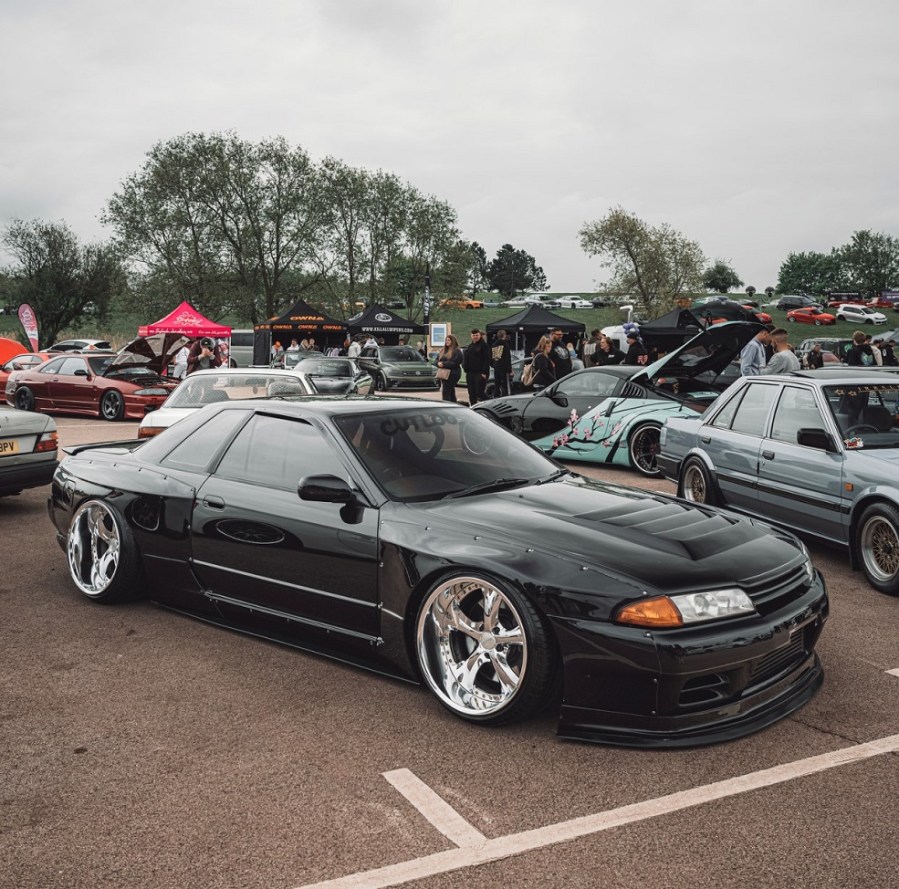 Pandem Nissan Skyline R32 GT-R