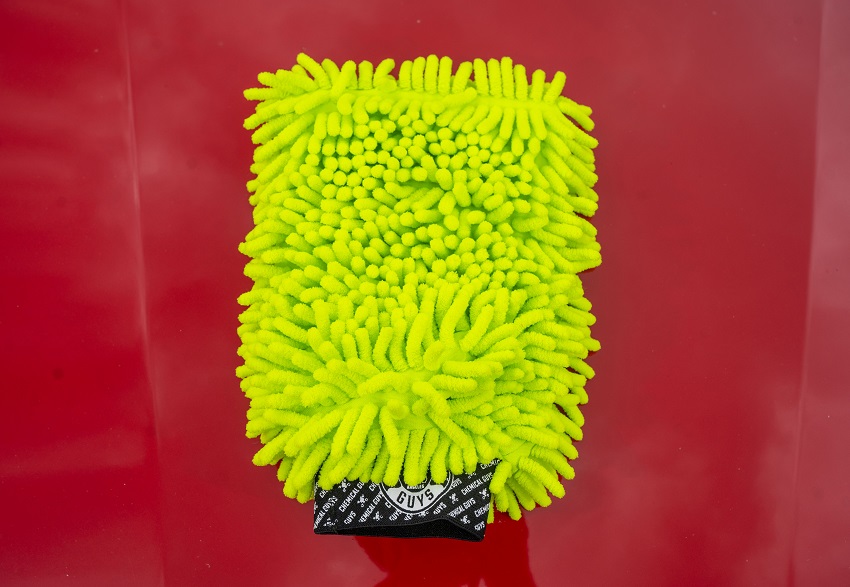 Chemical Guys wash mitt